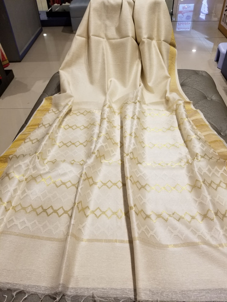 Off-White handwoven Noel Tussar silk  with golden border