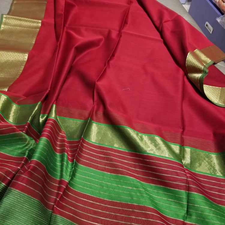 Vermilion Red Handwoven Maheshwari Sari