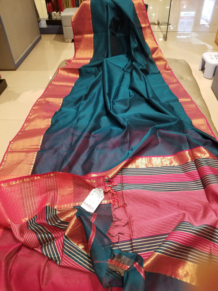 Peacock Blue Handwoven Maheshwari Sari