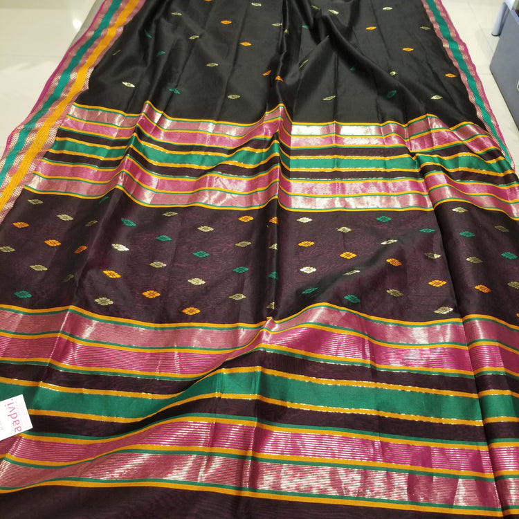 Black Handwoven Maheshwari Sari