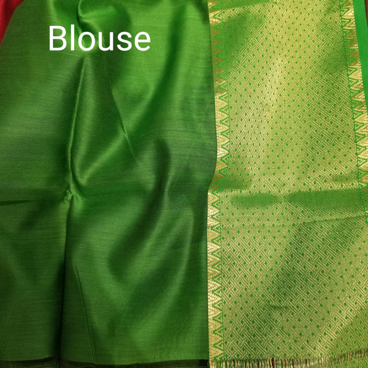 Vermilion Red Handwoven Maheshwari Sari