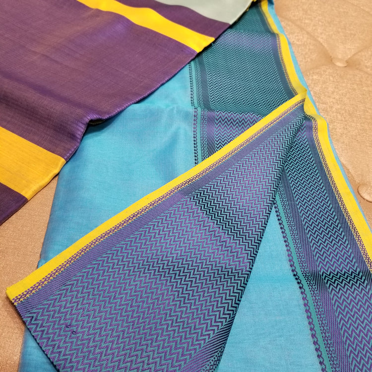 Turquoise Blue Plain body Handwoven Maheshwari Sari