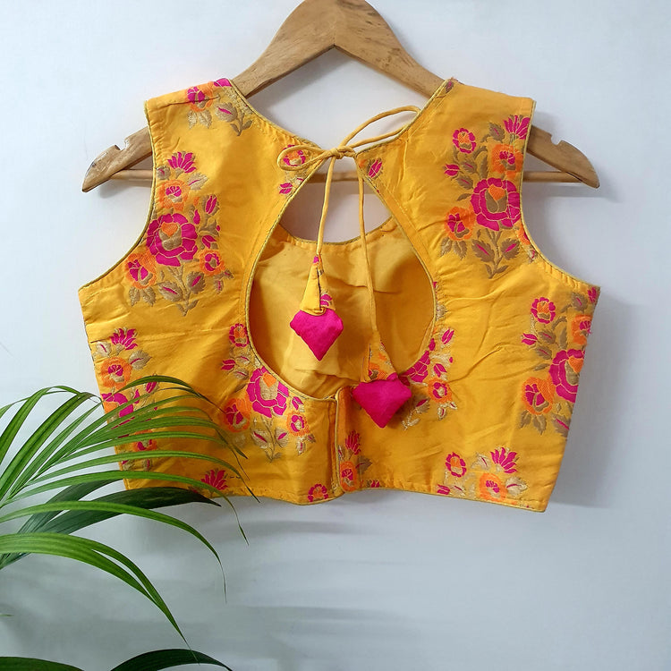 Yellow Blouse With Printed Blouse