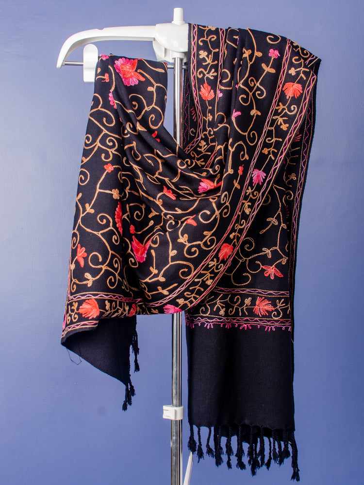 EMBROIDERY BLACK WOVEN WOOLLEN STOLE