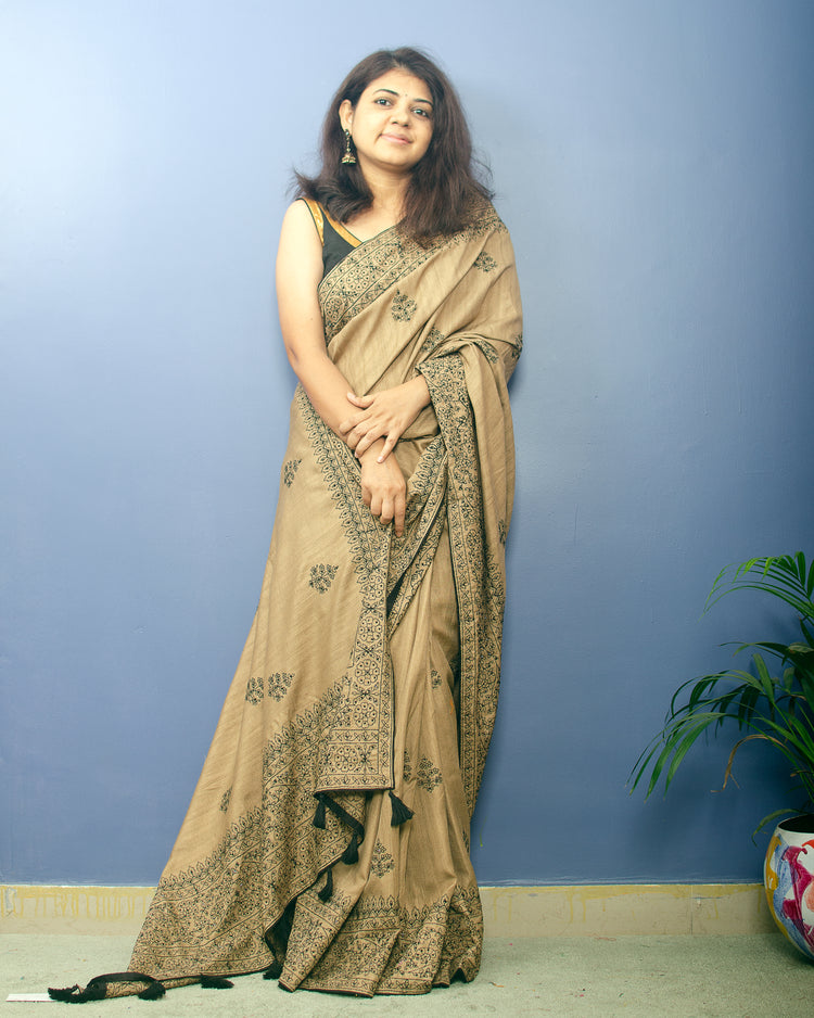 Beige Color Blended Silk Sari with Threadwork and black rhinestone