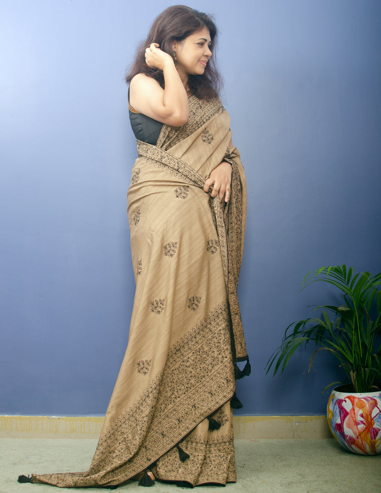 Beige Color Blended Silk Sari with Threadwork and black rhinestone