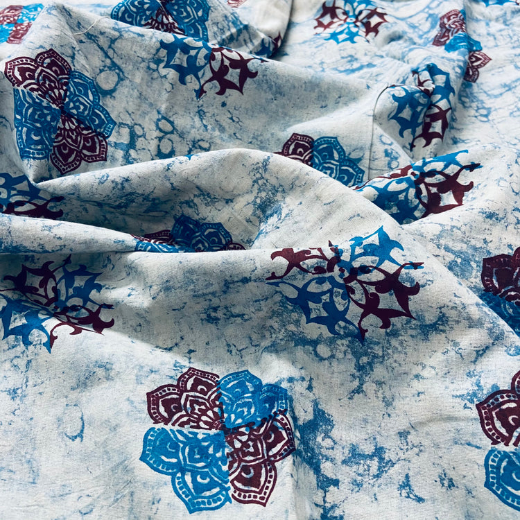 Bluish White Abstract Pattern Washed Indigo Digital Print Cotton Fabric
