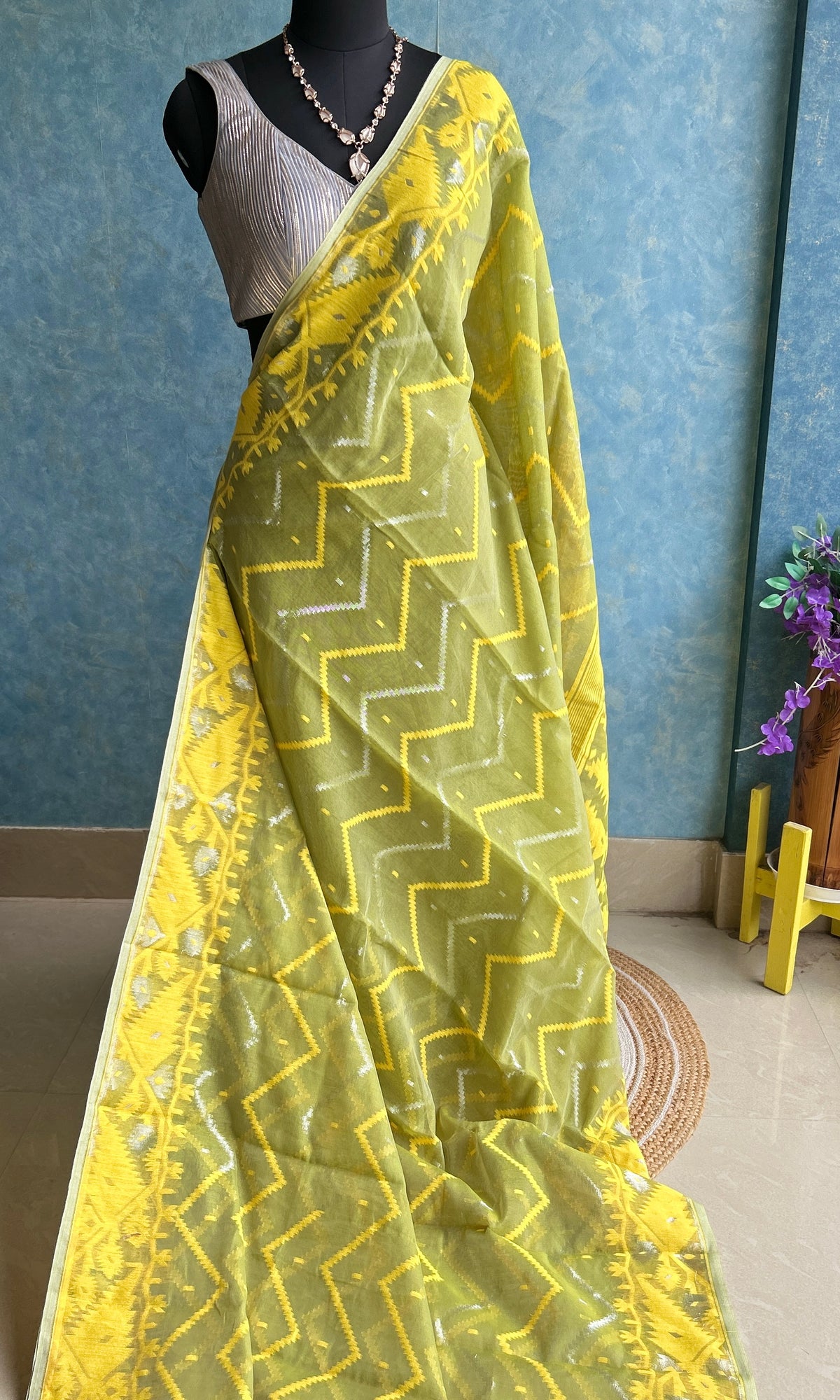 Mehendi Green Soft Dhakai Jamdani — view 2