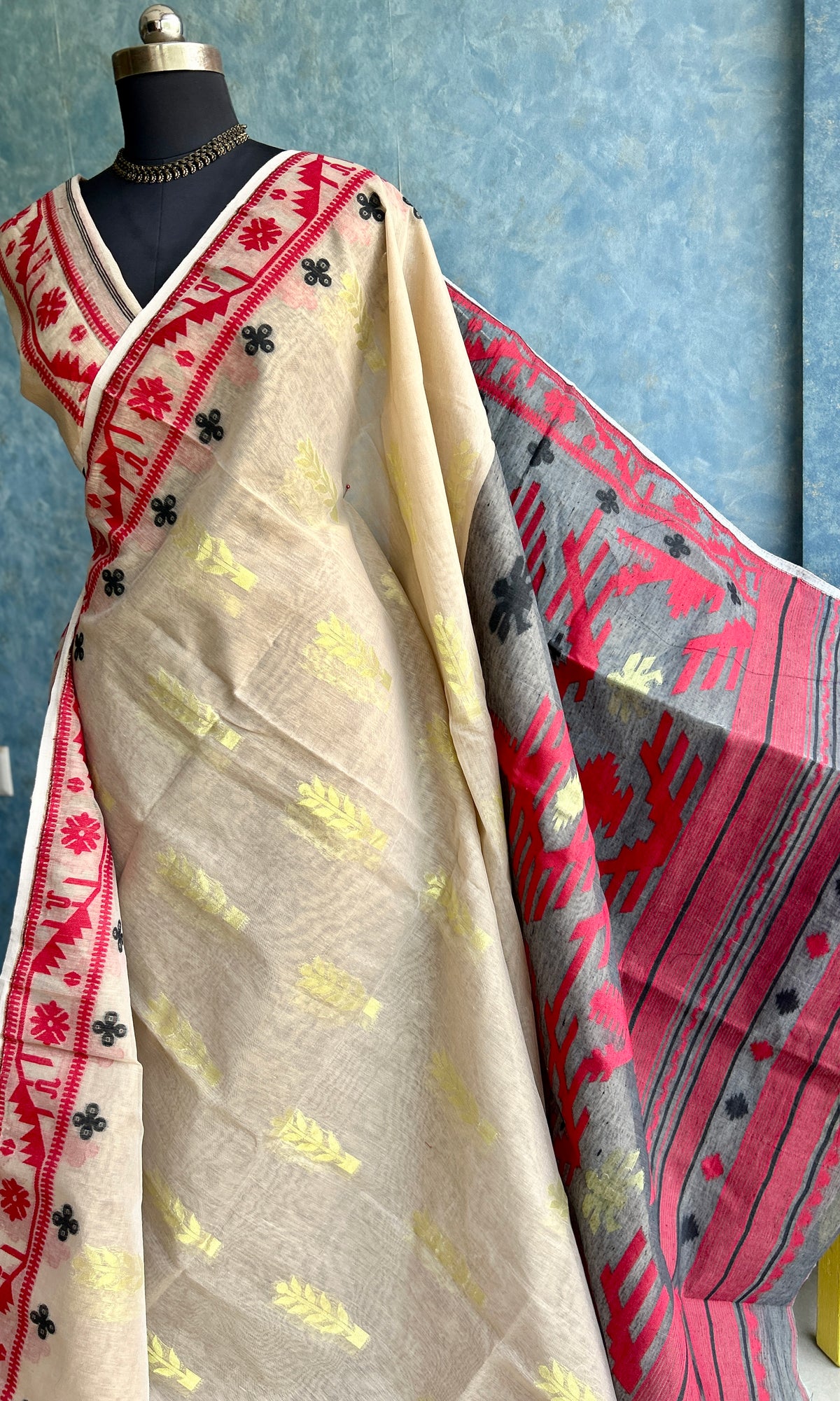 Ganga-Jamuna - Beige with Red & Black Dual Border Jamdani — view 4