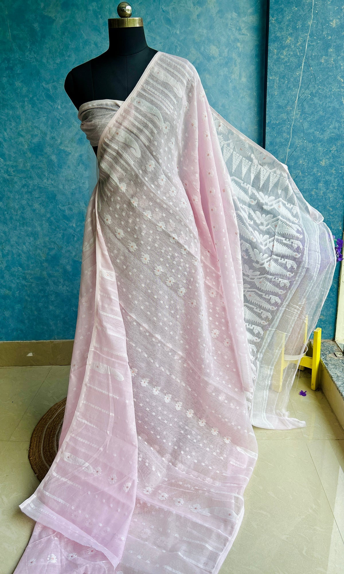 Powderpuff Soft Dhakai Jamdani