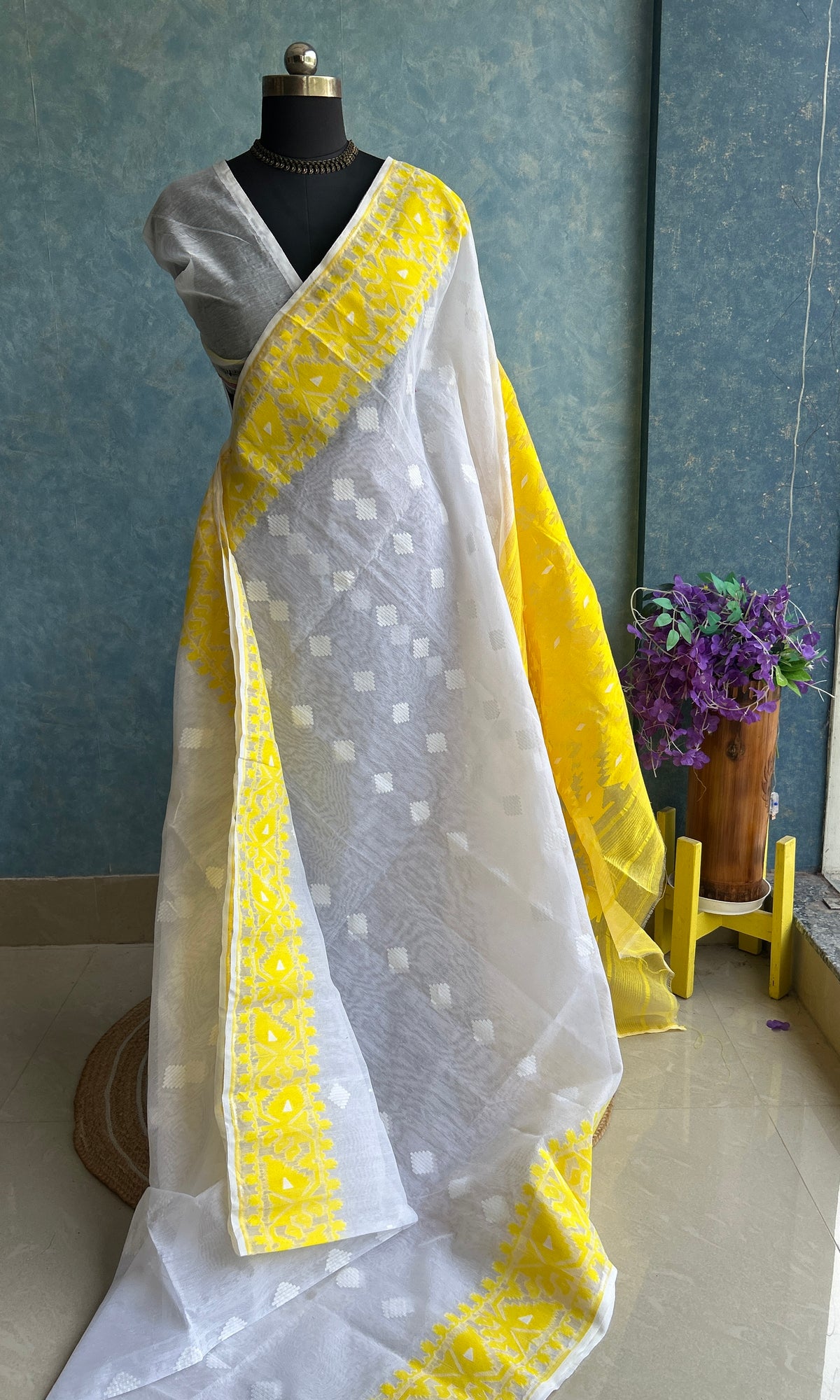 White - Yellow Bengal Cotton Jamdani — view 2