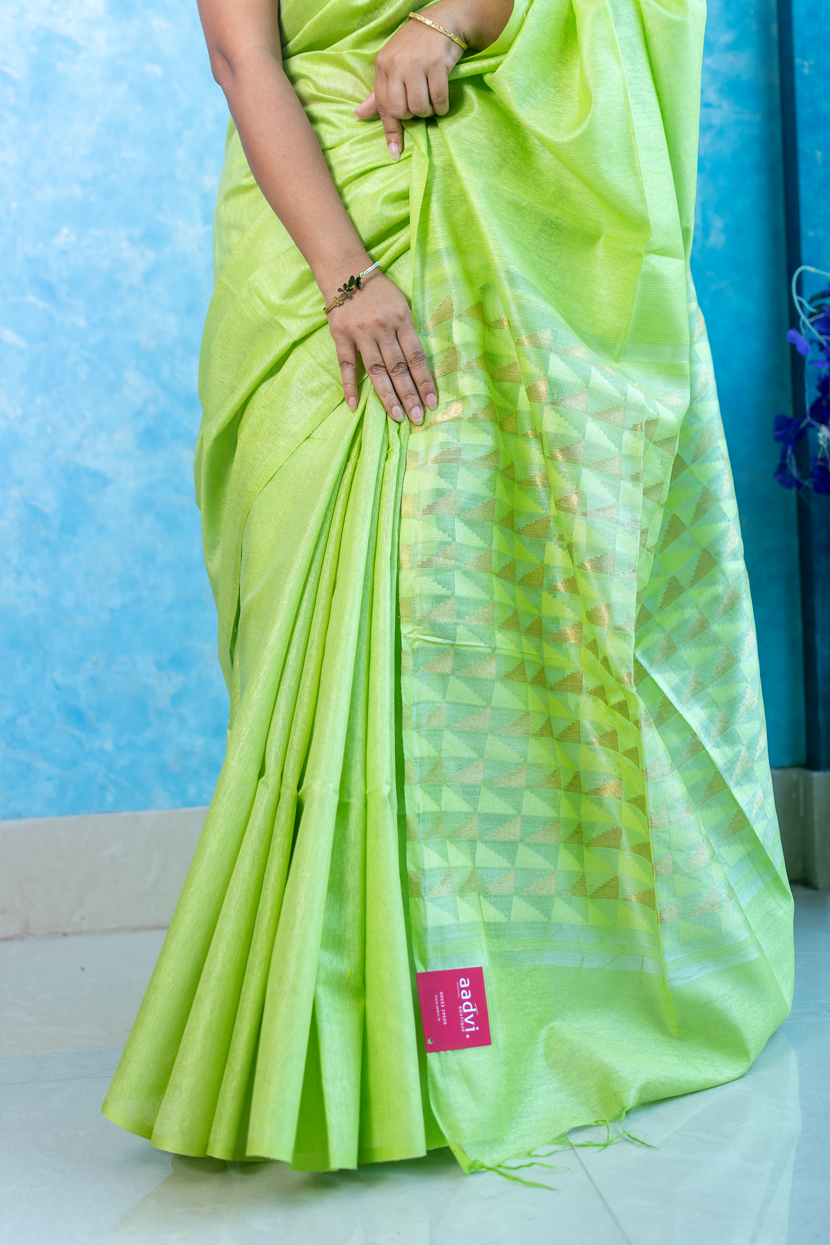 Parrot Green Noel Silk — view 4