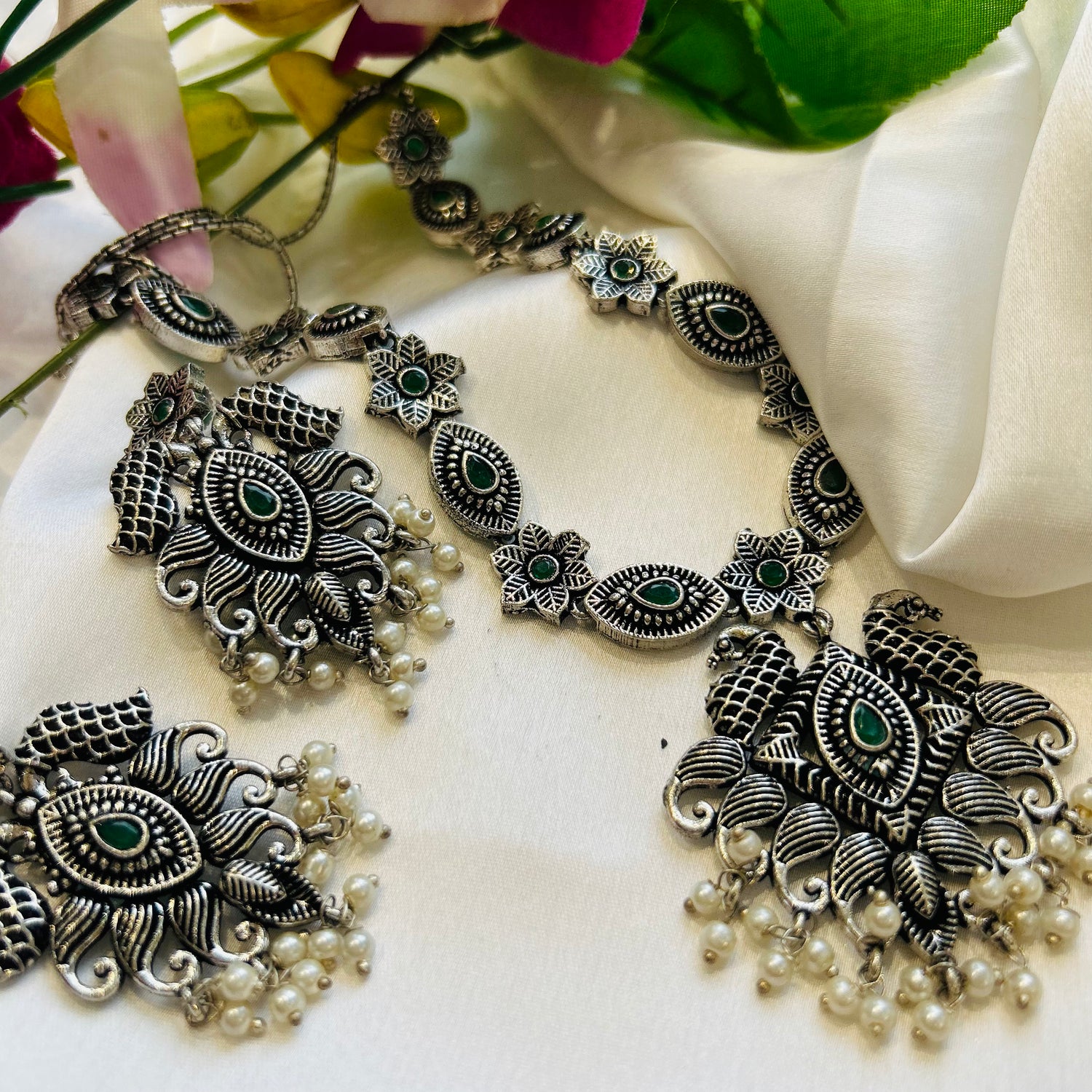 Green and Perl Oxidised Necklace Set — view 2