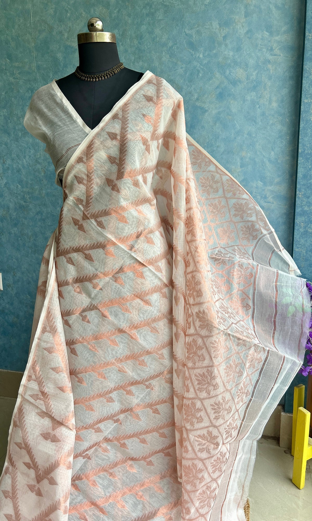 Sada Copper Zari Bengal Cotton Jamdani — view 2