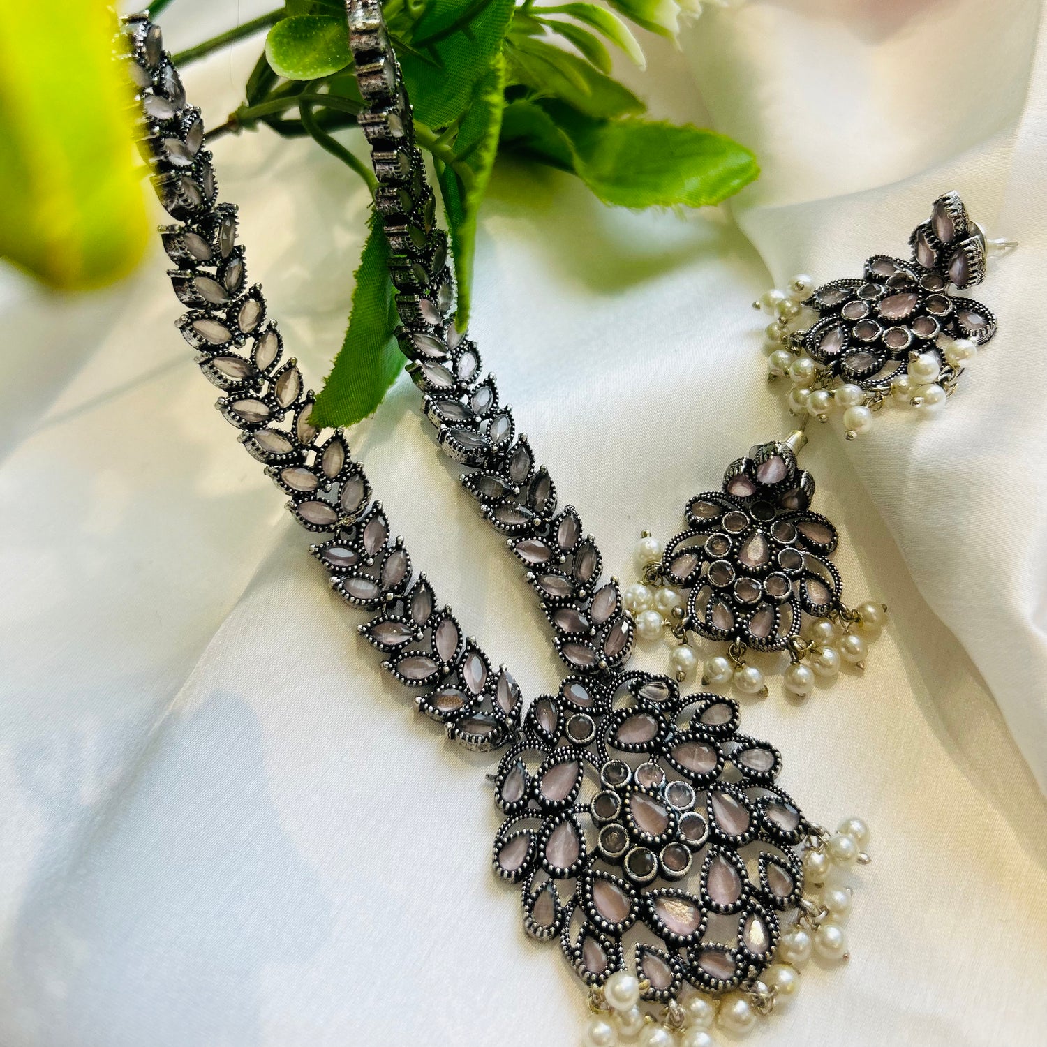 Pastle Pink Stone Oxidised Necklace Set — view 3