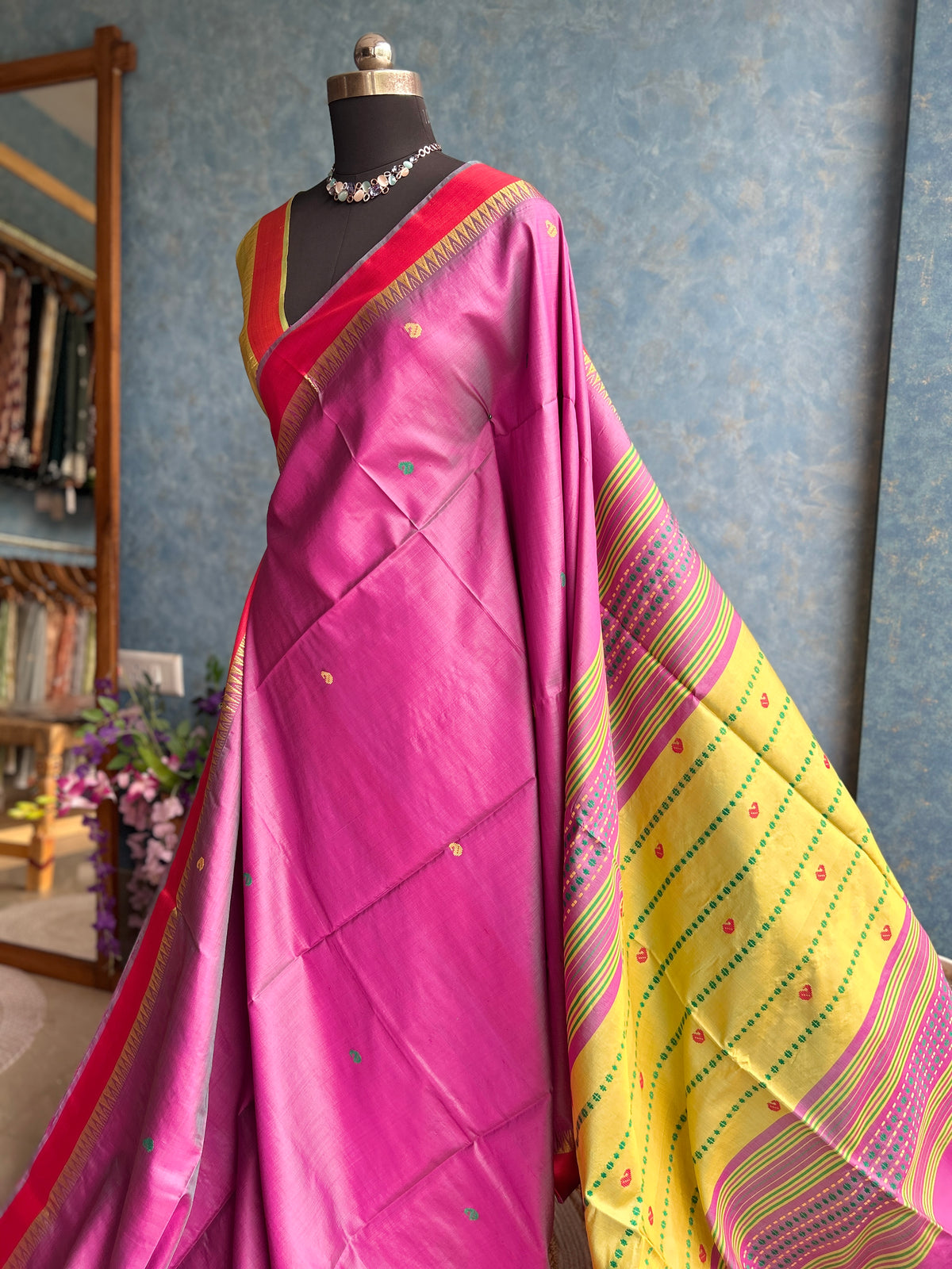 Thistle Purple Katan Bishnupuri Silk Sari — view 3