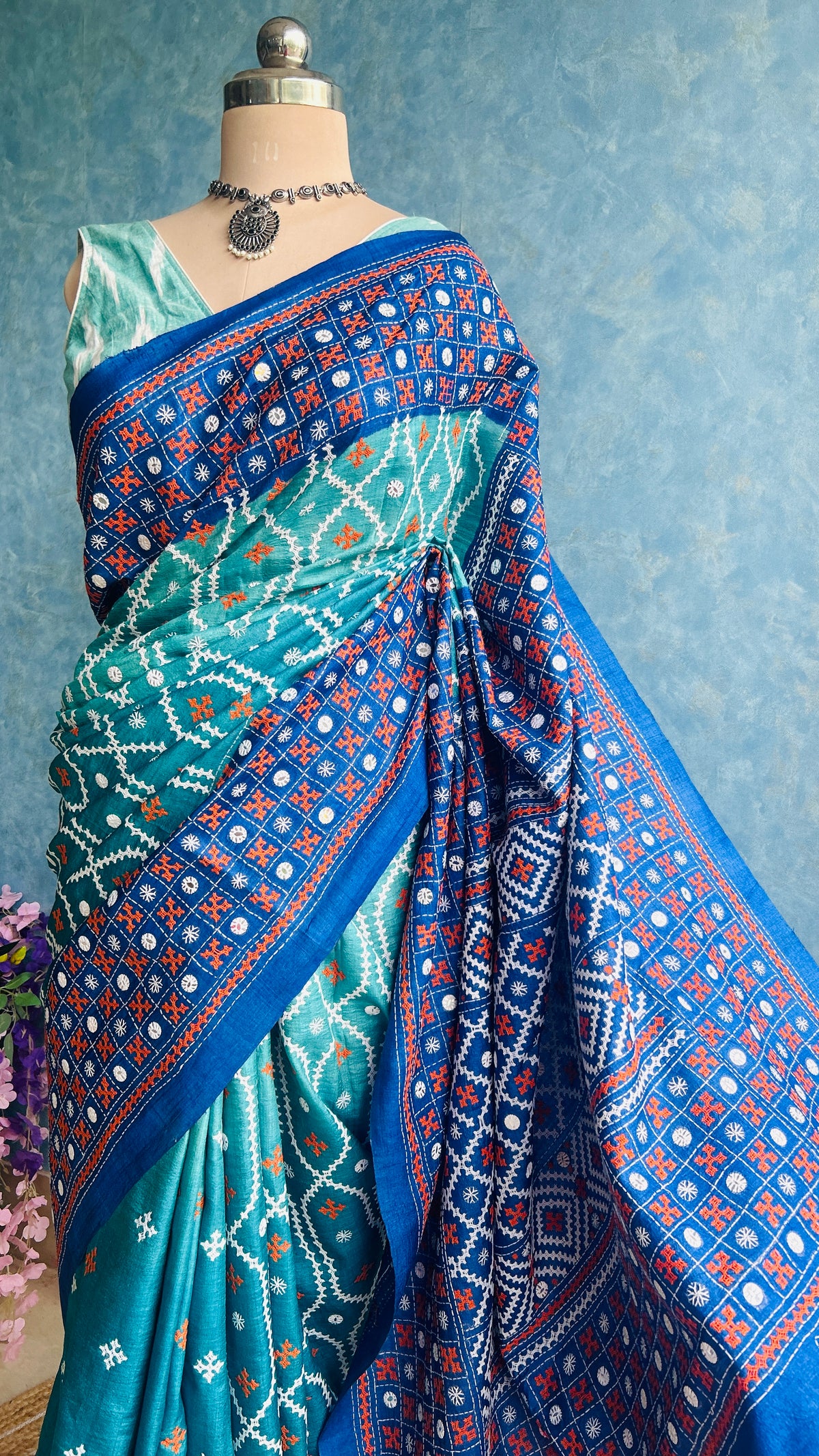 Hand Embroidered Kutch and Mirror Work Gachi Tusser Silk — view 3