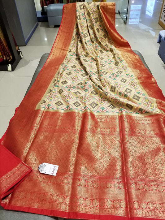 Off-White Double Silk Ikkat Sari with Red Banarasi Pallu and Border