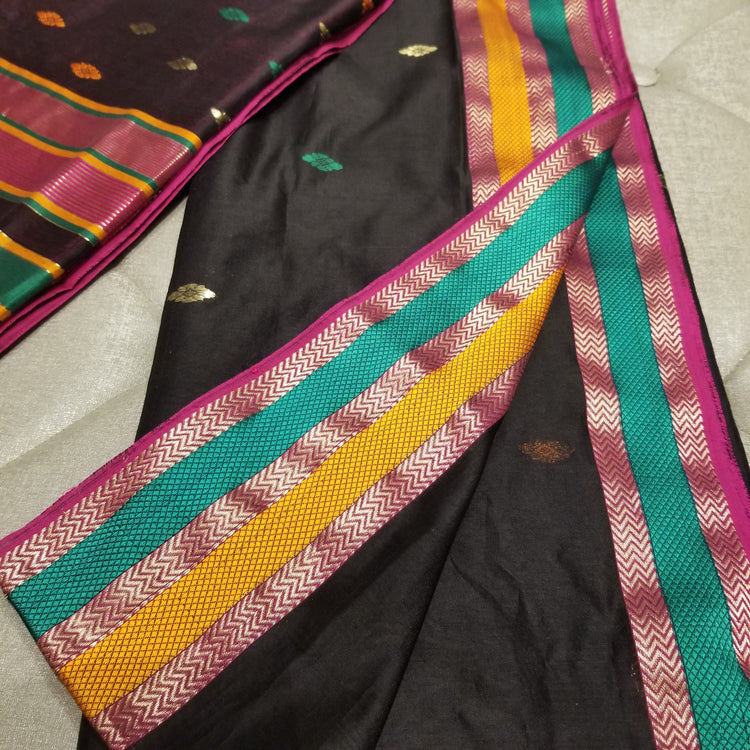 Black Handwoven Maheshwari Sari