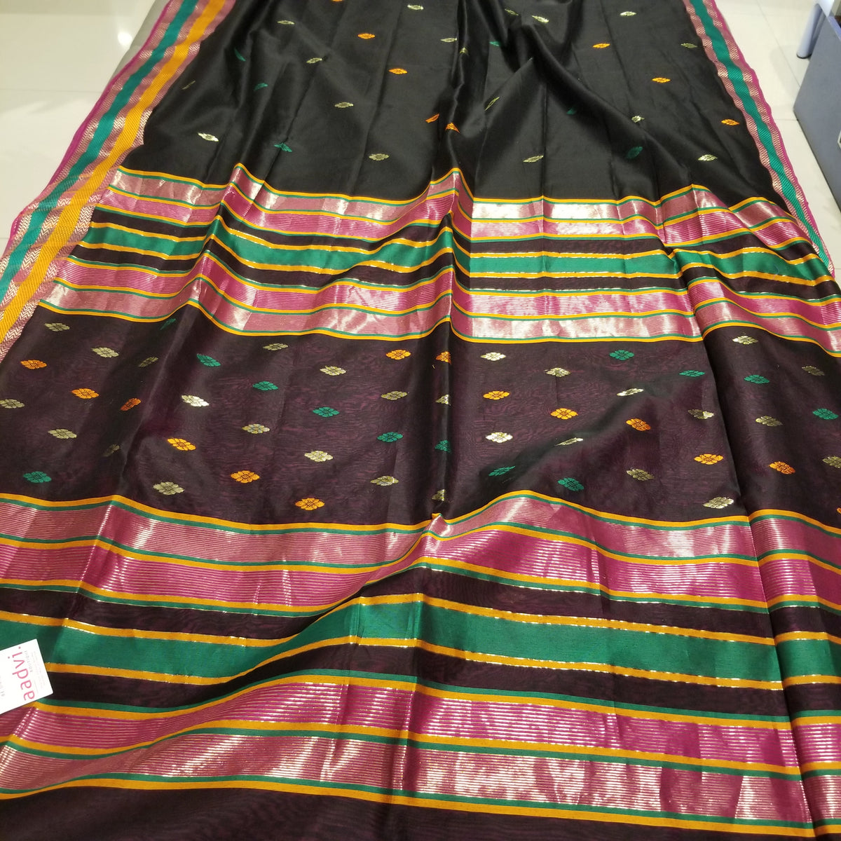 Black Handwoven Maheshwari Sari — view 7
