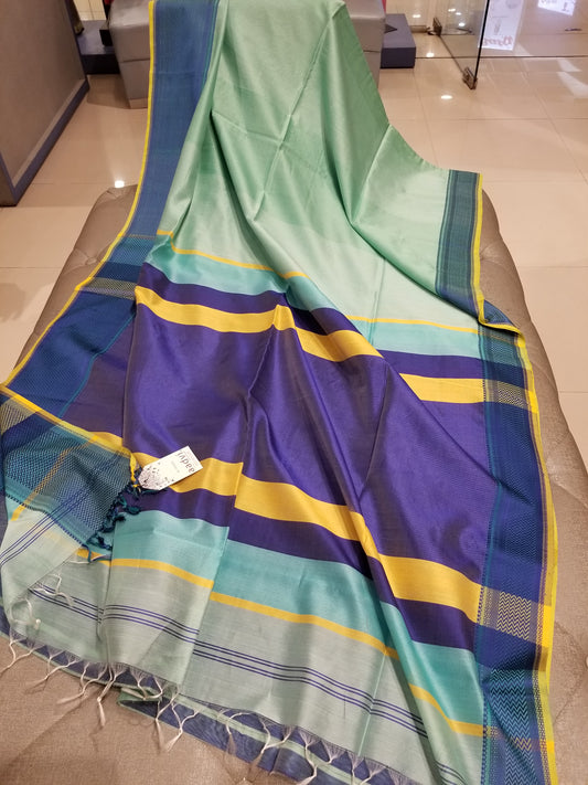 Pastel Green Handwoven Plain body Maheshwari Sari