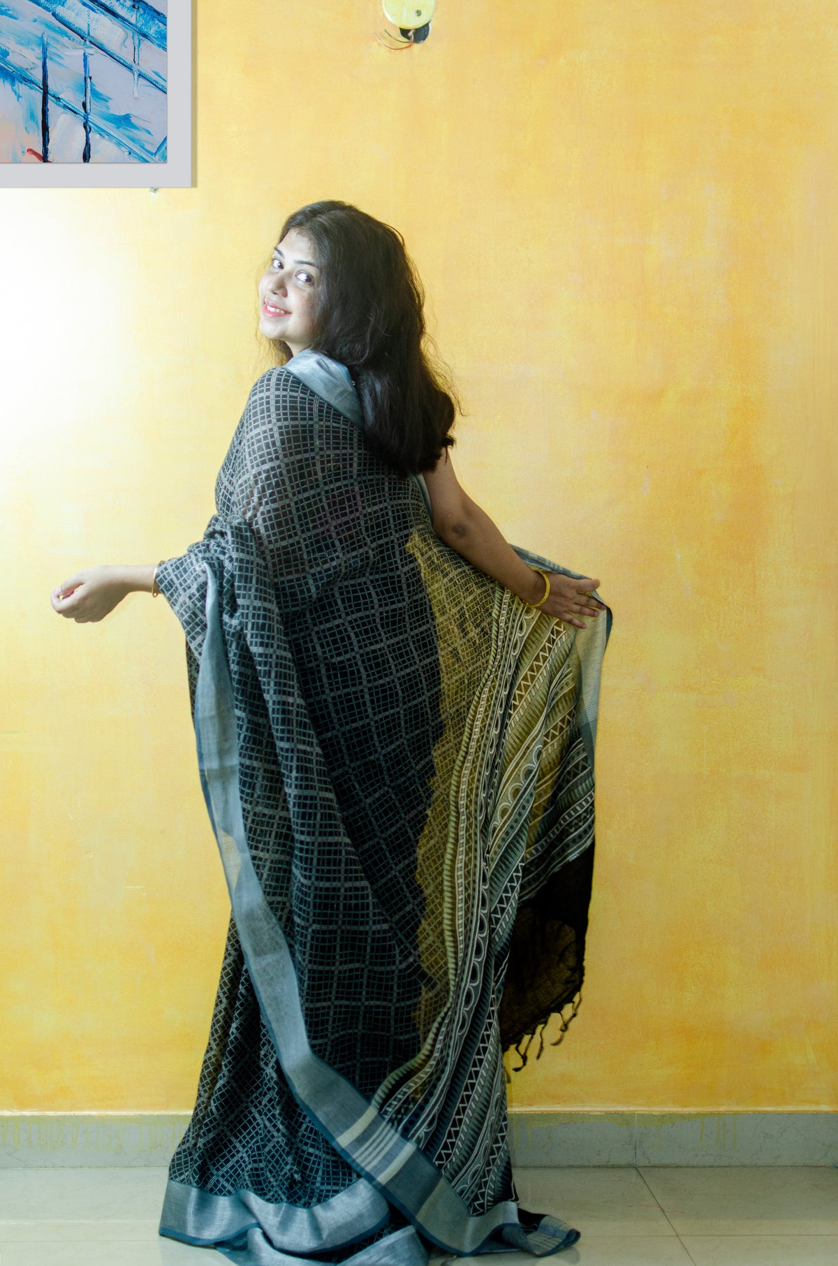 Black Checks Pure Linen Sari — view 3