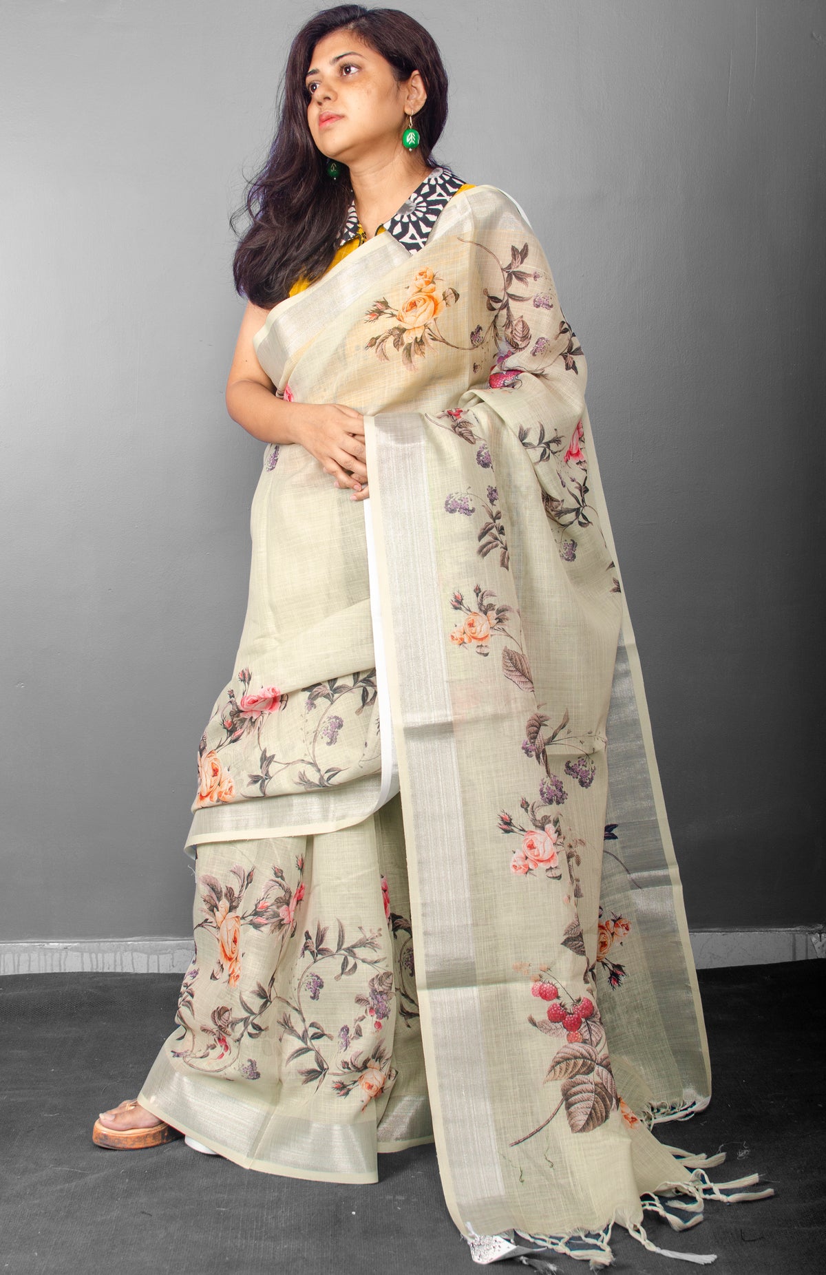 Linen Digital Floral Print Sari in Pastel Hue of Pista Green — view 5