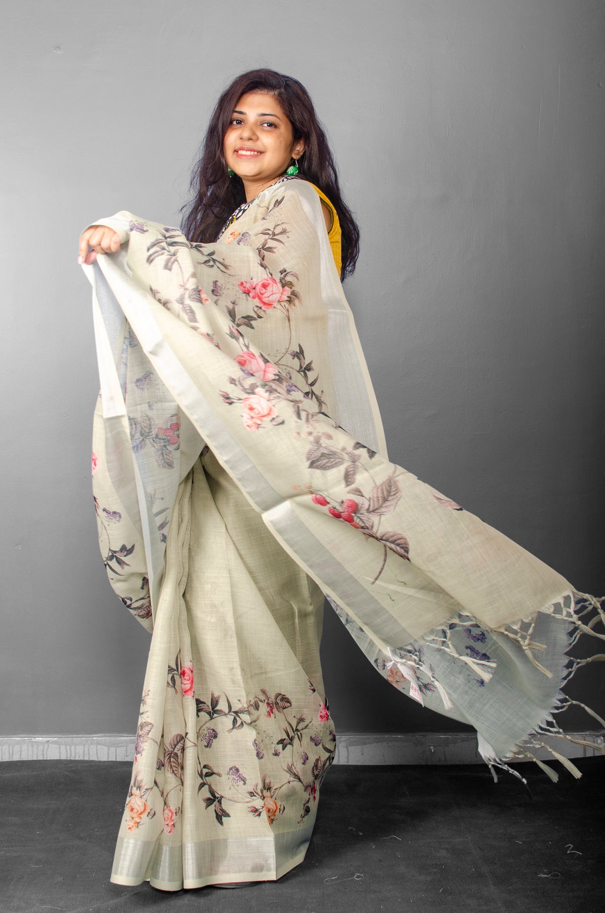 Linen Digital Floral Print Sari in Pastel Hue of Pista Green — view 3