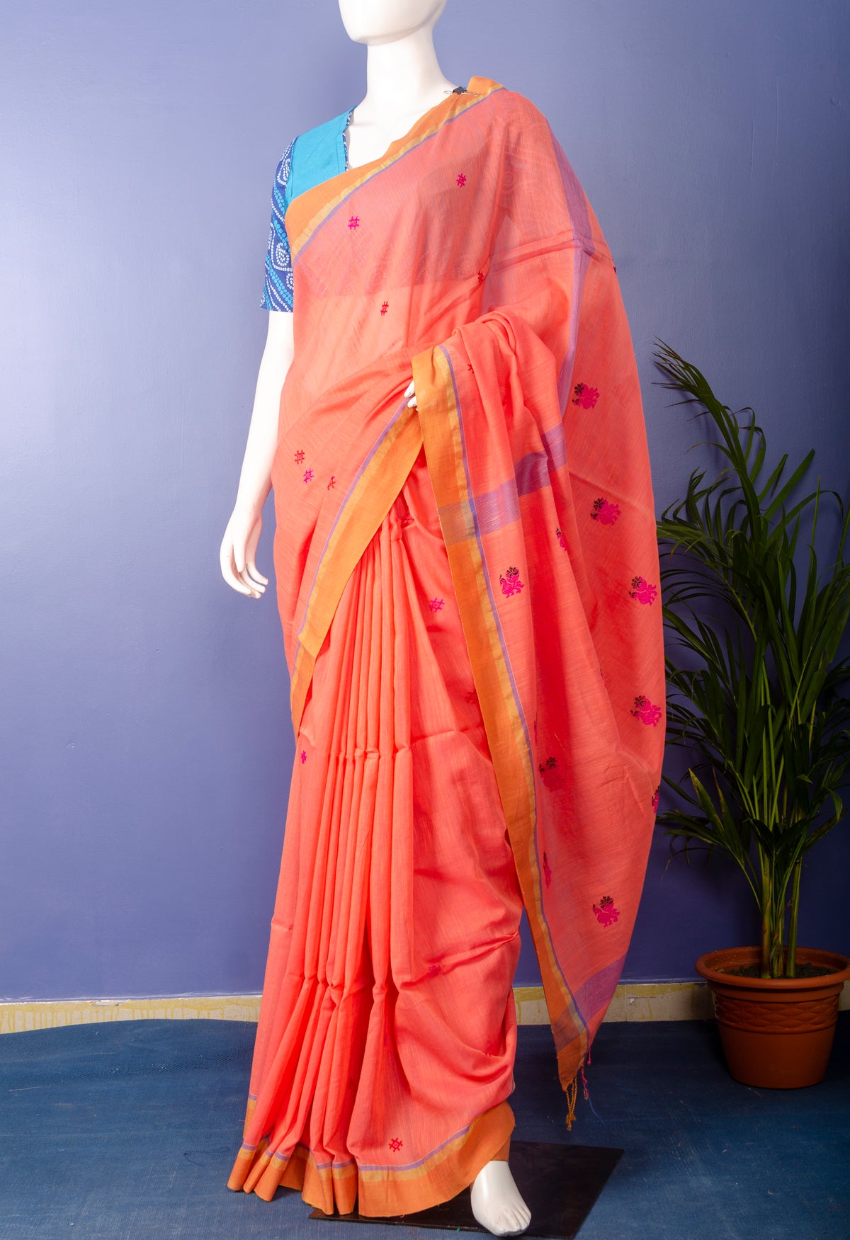 Cantaloupe Handwoven Jamdani Cotton Sari — view 2