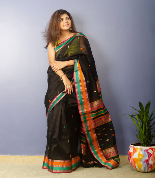 Black Handwoven Maheshwari Sari