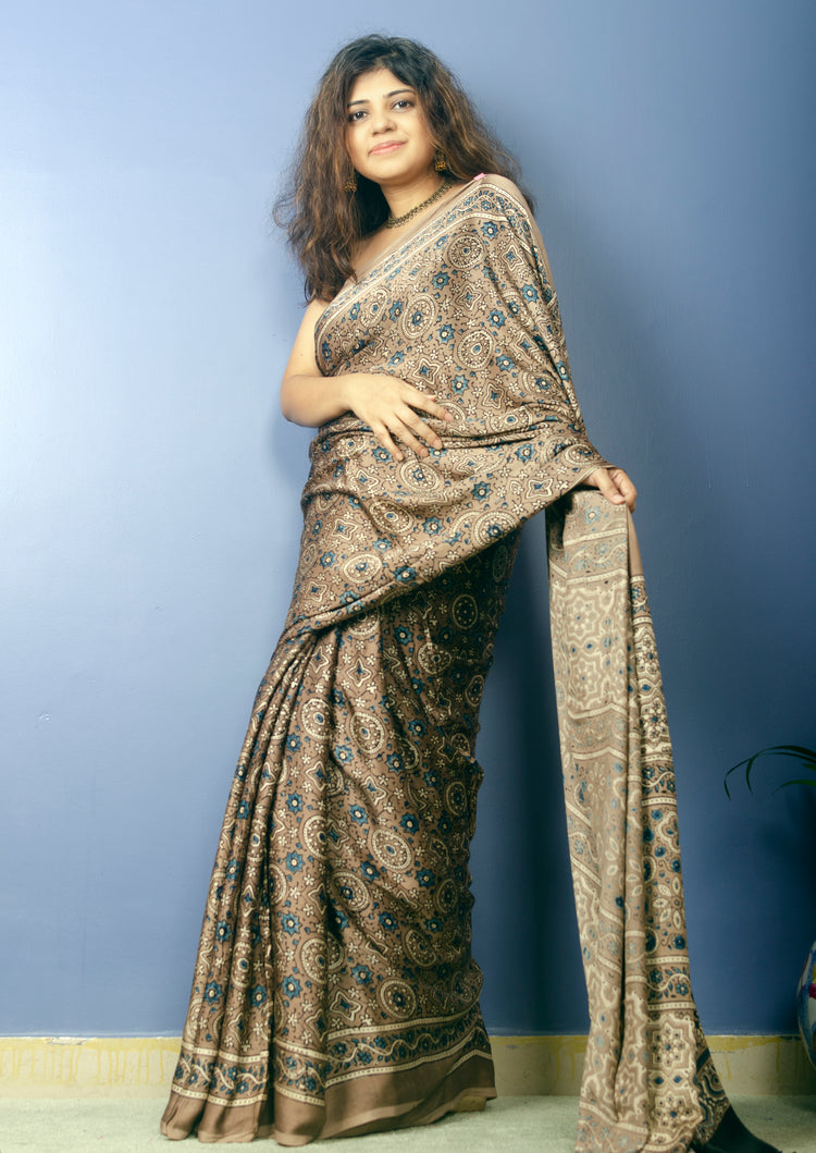 AJRAK BLOCK PRINTED MODAL SILK SARI IN GREY