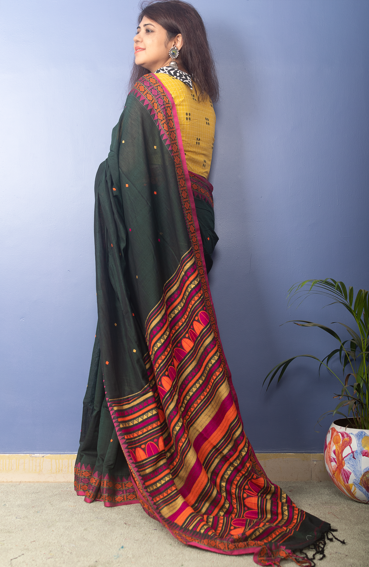Dark Green Handwoven Cotton Sari With Dhanikhali Woven Pallu — view 6
